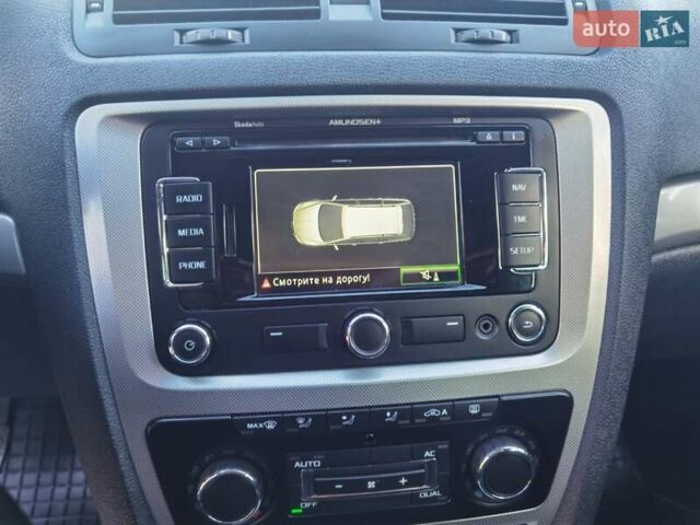 Черный Шкода Октавия, объемом двигателя 2 л и пробегом 178 тыс. км за 10250 $, фото 64 на Automoto.ua