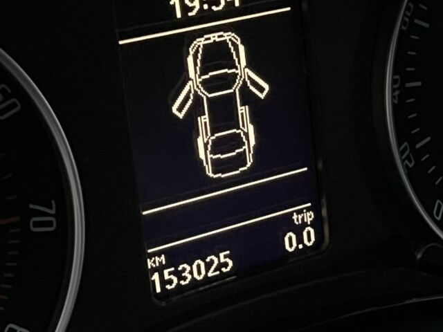 Черный Шкода Октавия, объемом двигателя 1.2 л и пробегом 155 тыс. км за 6400 $, фото 7 на Automoto.ua