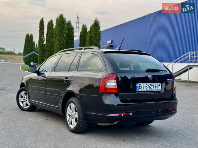 Черный Шкода Октавия, объемом двигателя 1.2 л и пробегом 240 тыс. км за 6950 $, фото 4 на Automoto.ua