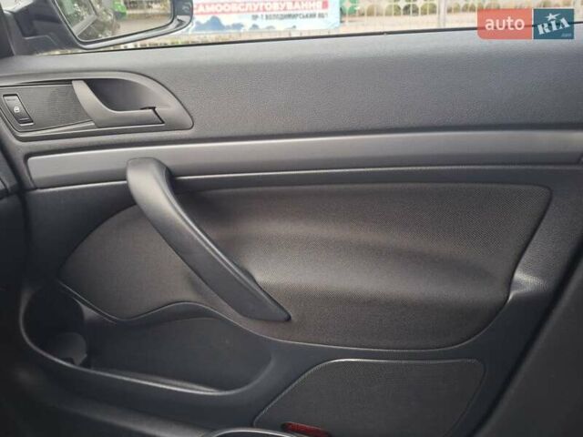 Чорний Шкода Октавія, об'ємом двигуна 1.6 л та пробігом 221 тис. км за 8600 $, фото 55 на Automoto.ua