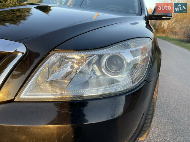 Чорний Шкода Октавія, об'ємом двигуна 1.8 л та пробігом 172 тис. км за 8300 $, фото 11 на Automoto.ua