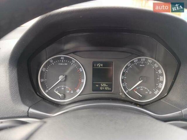 Чорний Шкода Октавія, об'ємом двигуна 1.6 л та пробігом 171 тис. км за 8200 $, фото 30 на Automoto.ua