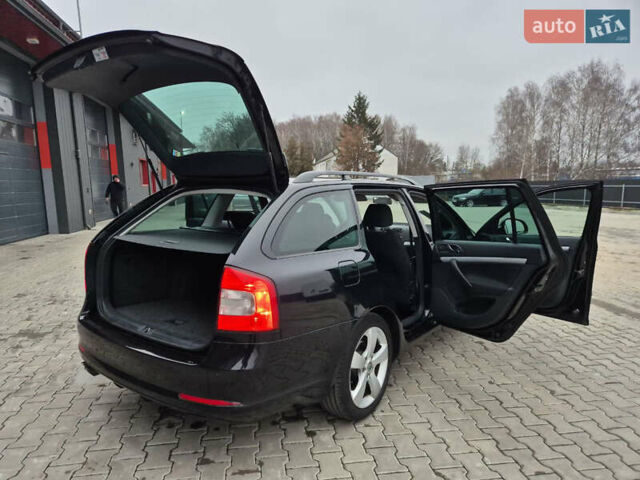 Чорний Шкода Октавія, об'ємом двигуна 1.8 л та пробігом 212 тис. км за 8300 $, фото 24 на Automoto.ua