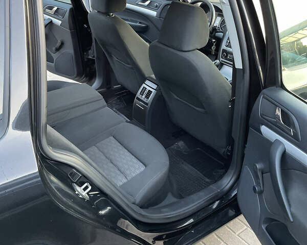 Черный Шкода Октавия, объемом двигателя 1.6 л и пробегом 278 тыс. км за 7950 $, фото 11 на Automoto.ua