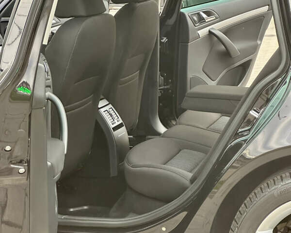 Черный Шкода Октавия, объемом двигателя 1.6 л и пробегом 157 тыс. км за 11390 $, фото 23 на Automoto.ua