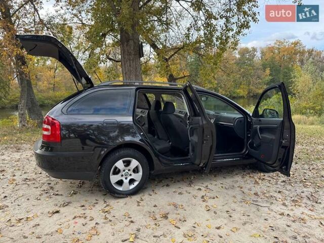 Шкода Октавия 2011 в Полтаве на Automoto.ua Черный Шкода Октавия, объемом двигателя 1.6 л и пробегом 220 тыс. км за 7600 $, фото 84 на Automoto.ua