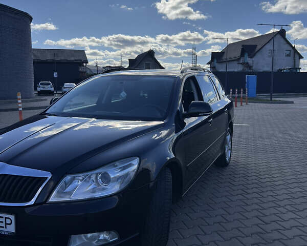 Черный Шкода Октавия, объемом двигателя 2 л и пробегом 232 тыс. км за 8999 $, фото 2 на Automoto.ua