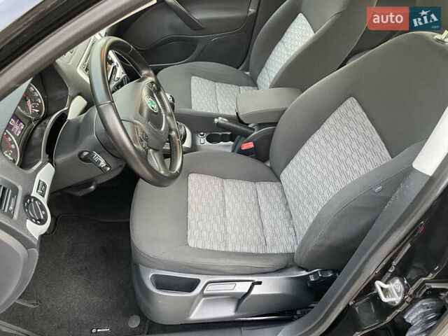 Чорний Шкода Октавія, об'ємом двигуна 1.6 л та пробігом 194 тис. км за 9399 $, фото 83 на Automoto.ua