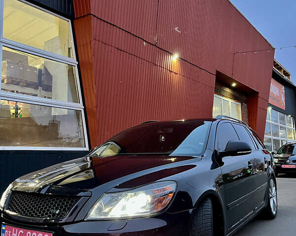 Шкода Октавия 2011 в Чернигове на Automoto.ua Черный Шкода Октавия, объемом двигателя 2 л и пробегом 257 тыс. км за 12900 $, фото 10 на Automoto.ua
