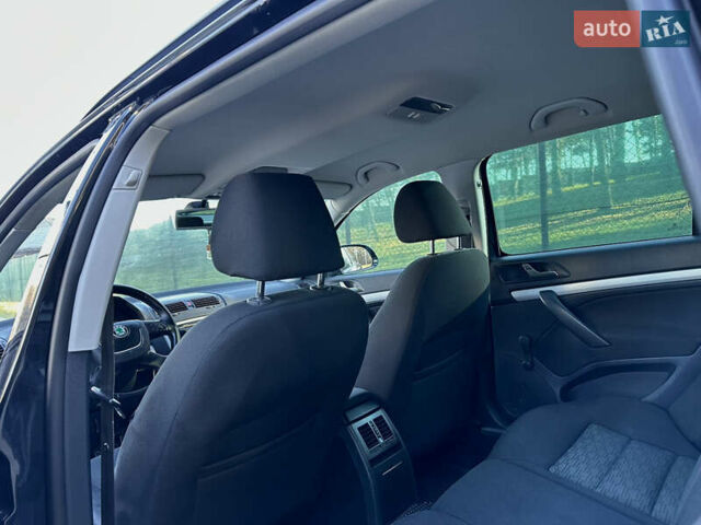 Чорний Шкода Октавія, об'ємом двигуна 1.6 л та пробігом 247 тис. км за 6900 $, фото 28 на Automoto.ua