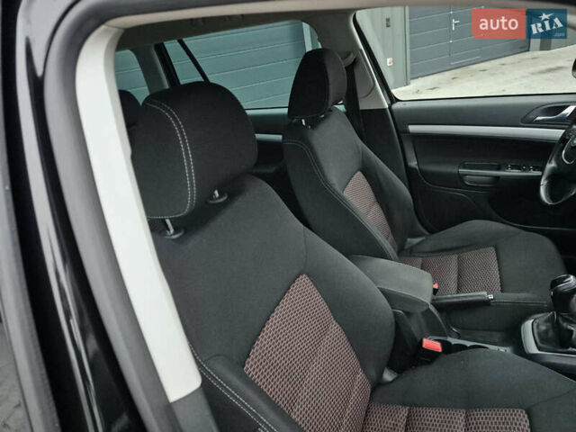 Чорний Шкода Октавія, об'ємом двигуна 1.8 л та пробігом 212 тис. км за 8300 $, фото 44 на Automoto.ua