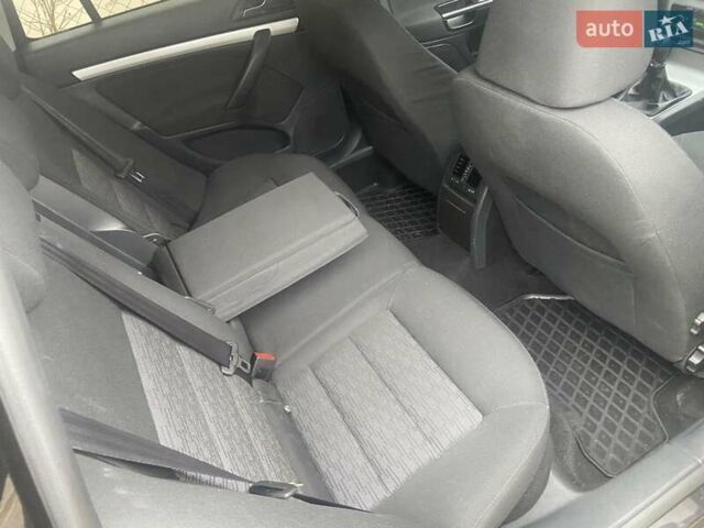 Черный Шкода Октавия, объемом двигателя 1.8 л и пробегом 183 тыс. км за 8500 $, фото 17 на Automoto.ua