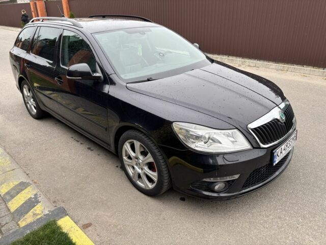 Черный Шкода Октавия, объемом двигателя 2 л и пробегом 260 тыс. км за 8700 $, фото 2 на Automoto.ua