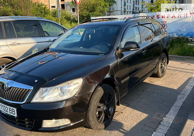 Чорний Шкода Октавія, об'ємом двигуна 1.6 л та пробігом 250 тис. км за 8000 $, фото 5 на Automoto.ua