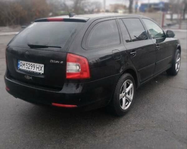 Черный Шкода Октавия, объемом двигателя 1.8 л и пробегом 251 тыс. км за 7999 $, фото 3 на Automoto.ua