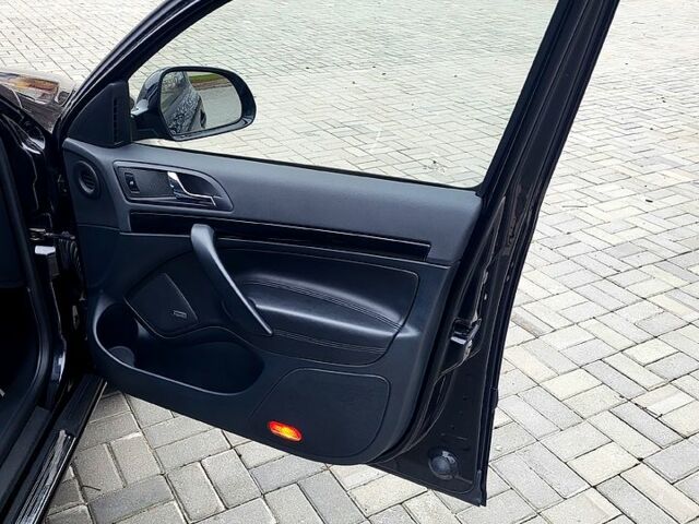 Чорний Шкода Октавія, об'ємом двигуна 1.8 л та пробігом 155 тис. км за 10000 $, фото 11 на Automoto.ua