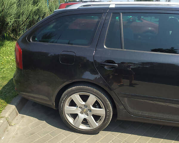 Чорний Шкода Октавія, об'ємом двигуна 1.2 л та пробігом 240 тис. км за 6600 $, фото 2 на Automoto.ua