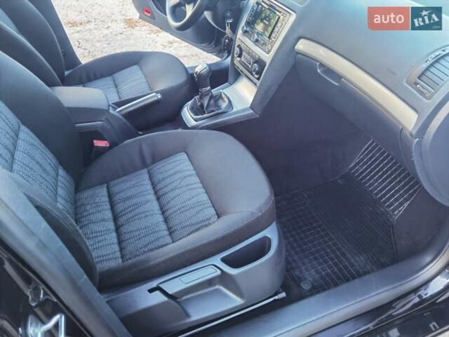 Черный Шкода Октавия, объемом двигателя 2 л и пробегом 178 тыс. км за 10250 $, фото 34 на Automoto.ua