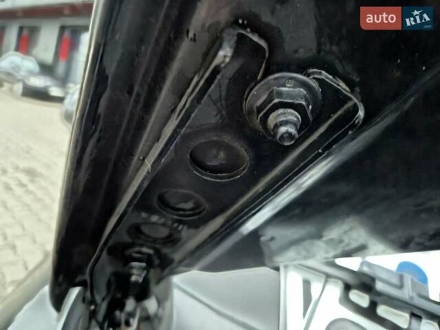 Чорний Шкода Октавія, об'ємом двигуна 1.8 л та пробігом 212 тис. км за 7100 $, фото 71 на Automoto.ua