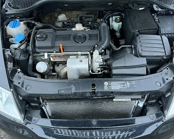 Чорний Шкода Октавія, об'ємом двигуна 1.4 л та пробігом 200 тис. км за 7200 $, фото 1 на Automoto.ua