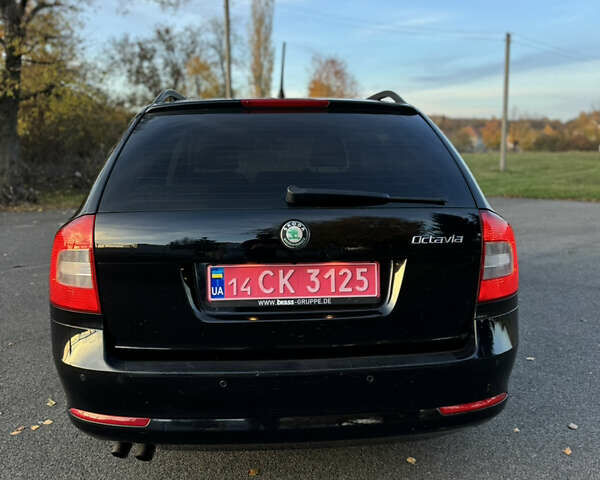 Шкода Октавія 2011 у Мукачеве на Automoto.ua Чорний Шкода Октавія, об'ємом двигуна 0 л та пробігом 244 тис. км за 7800 $, фото 3 на Automoto.ua