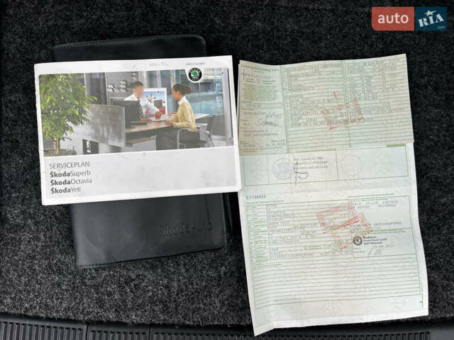 Чорний Шкода Октавія, об'ємом двигуна 2 л та пробігом 217 тис. км за 11199 $, фото 37 на Automoto.ua