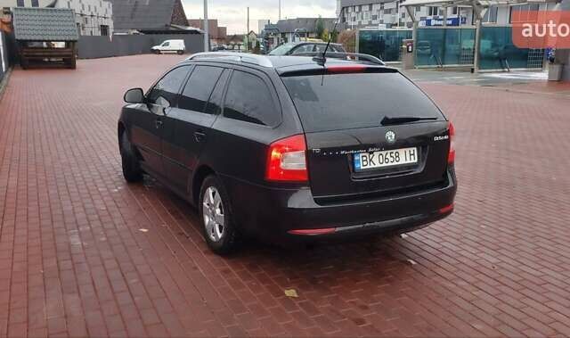 Чорний Шкода Октавія, об'ємом двигуна 1.6 л та пробігом 292 тис. км за 8800 $, фото 5 на Automoto.ua
