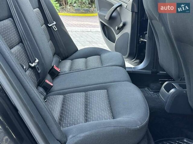 Черный Шкода Октавия, объемом двигателя 0 л и пробегом 217 тыс. км за 6500 $, фото 87 на Automoto.ua