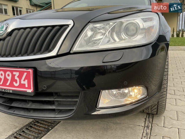 Черный Шкода Октавия, объемом двигателя 1.8 л и пробегом 154 тыс. км за 7500 $, фото 4 на Automoto.ua