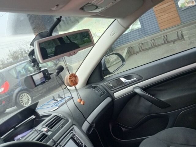 Черный Шкода Октавия, объемом двигателя 0 л и пробегом 261 тыс. км за 6700 $, фото 4 на Automoto.ua