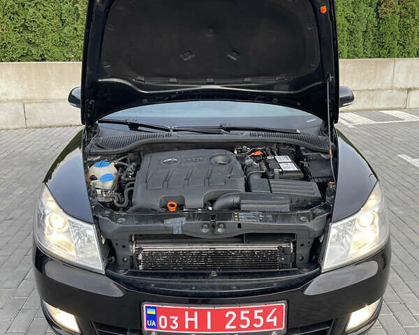 Чорний Шкода Октавія, об'ємом двигуна 1.6 л та пробігом 194 тис. км за 9399 $, фото 52 на Automoto.ua