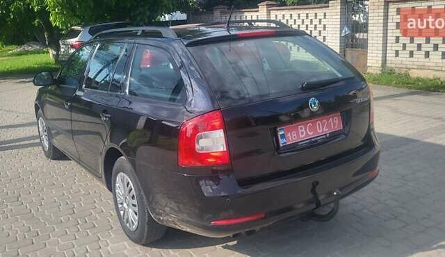 Чорний Шкода Октавія, об'ємом двигуна 1.8 л та пробігом 157 тис. км за 8000 $, фото 4 на Automoto.ua