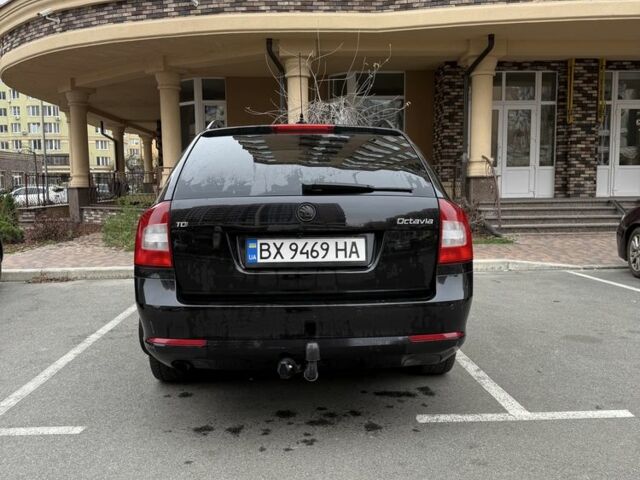 Черный Шкода Октавия, объемом двигателя 1.6 л и пробегом 290 тыс. км за 7600 $, фото 4 на Automoto.ua