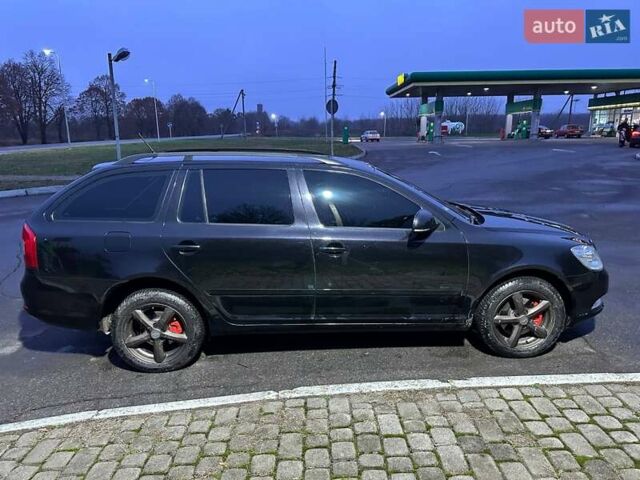 Черный Шкода Октавия, объемом двигателя 1.8 л и пробегом 232 тыс. км за 9900 $, фото 4 на Automoto.ua