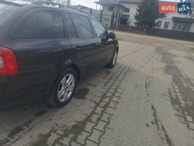 Черный Шкода Октавия, объемом двигателя 1.2 л и пробегом 214 тыс. км за 6900 $, фото 3 на Automoto.ua