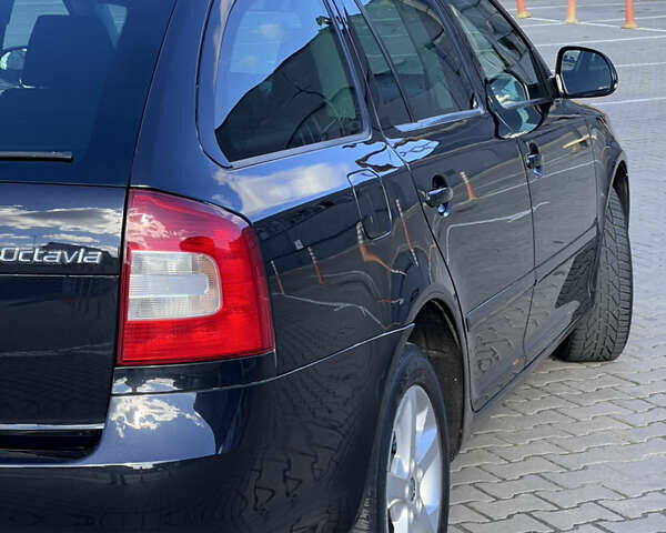 Черный Шкода Октавия, объемом двигателя 2 л и пробегом 232 тыс. км за 8999 $, фото 9 на Automoto.ua