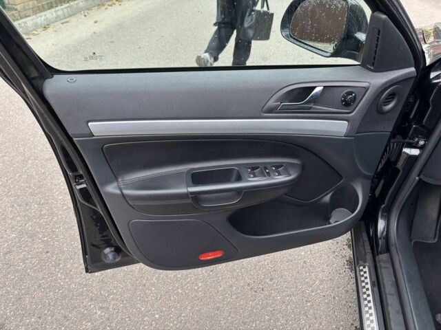 Черный Шкода Октавия, объемом двигателя 2 л и пробегом 260 тыс. км за 8700 $, фото 8 на Automoto.ua