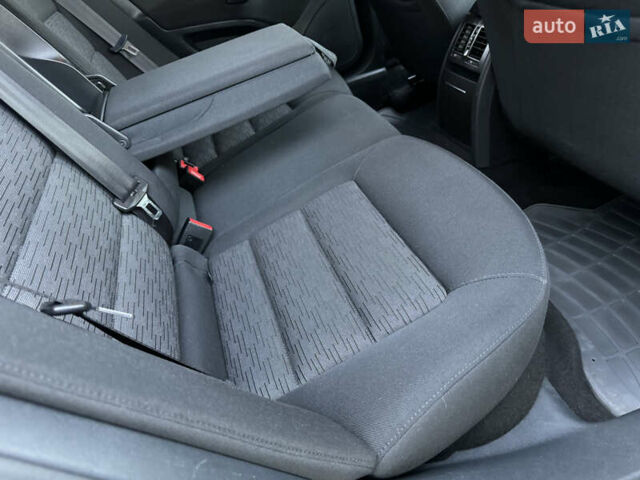 Черный Шкода Октавия, объемом двигателя 1.6 л и пробегом 243 тыс. км за 8350 $, фото 48 на Automoto.ua