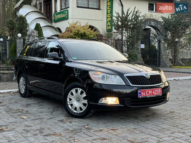 Черный Шкода Октавия, объемом двигателя 1.6 л и пробегом 243 тыс. км за 8350 $, фото 6 на Automoto.ua