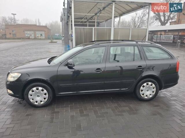 Чорний Шкода Октавія, об'ємом двигуна 1.6 л та пробігом 221 тис. км за 8600 $, фото 9 на Automoto.ua