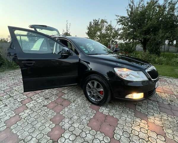Черный Шкода Октавия, объемом двигателя 1.8 л и пробегом 230 тыс. км за 7700 $, фото 9 на Automoto.ua