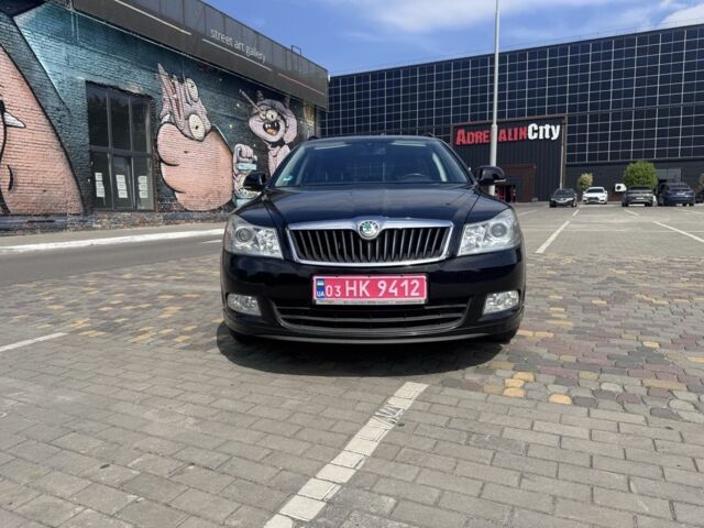 Черный Шкода Октавия, объемом двигателя 1.6 л и пробегом 274 тыс. км за 7999 $, фото 1 на Automoto.ua