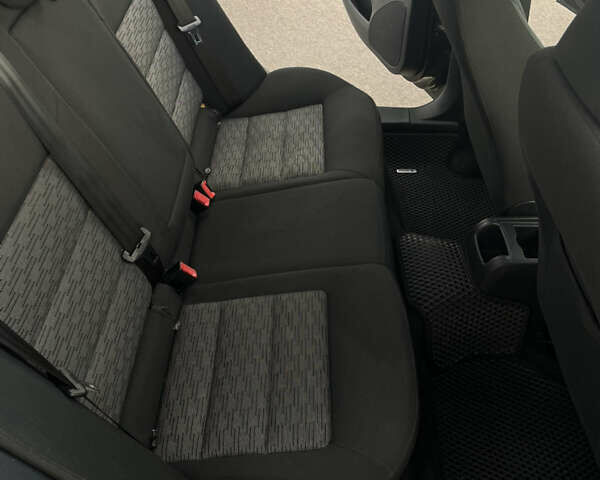 Чорний Шкода Октавія, об'ємом двигуна 1.6 л та пробігом 318 тис. км за 7200 $, фото 11 на Automoto.ua