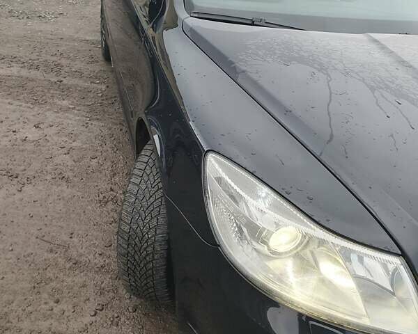 Черный Шкода Октавия, объемом двигателя 1.6 л и пробегом 220 тыс. км за 7950 $, фото 3 на Automoto.ua