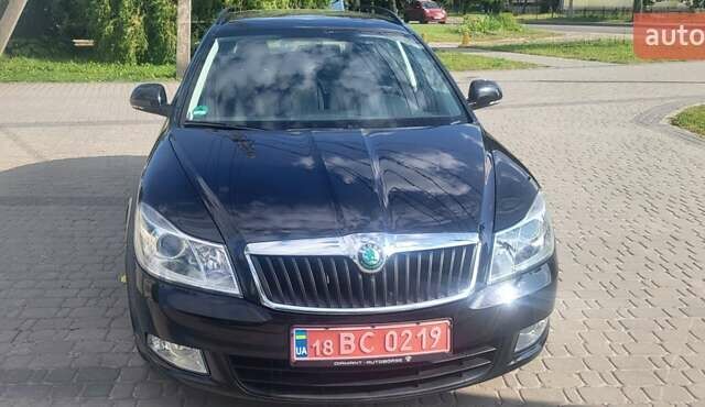 Чорний Шкода Октавія, об'ємом двигуна 1.8 л та пробігом 157 тис. км за 8000 $, фото 9 на Automoto.ua