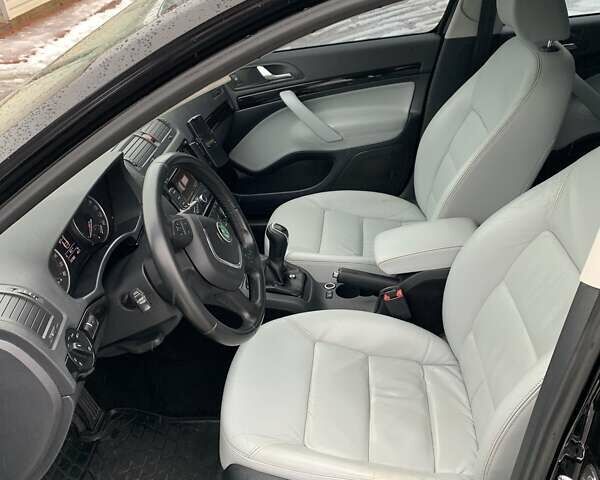 Черный Шкода Октавия, объемом двигателя 2 л и пробегом 252 тыс. км за 12000 $, фото 24 на Automoto.ua