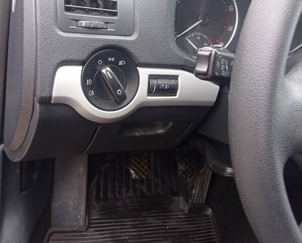 Черный Шкода Октавия, объемом двигателя 1.6 л и пробегом 278 тыс. км за 6950 $, фото 14 на Automoto.ua