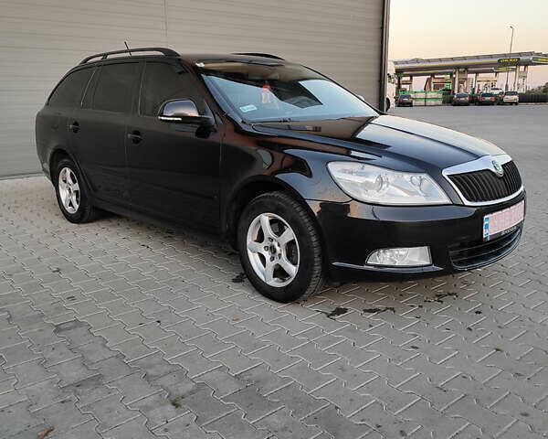 Черный Шкода Октавия, объемом двигателя 1.6 л и пробегом 278 тыс. км за 7950 $, фото 4 на Automoto.ua