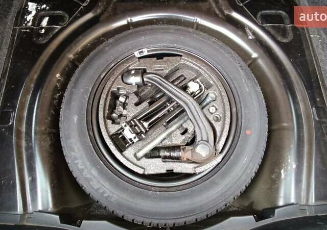 Черный Шкода Октавия, объемом двигателя 1.6 л и пробегом 201 тыс. км за 7300 $, фото 19 на Automoto.ua