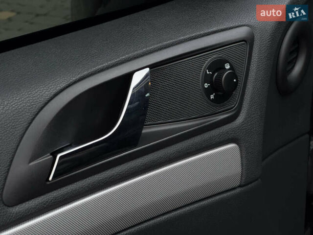 Черный Шкода Октавия, объемом двигателя 1.99 л и пробегом 211 тыс. км за 10755 $, фото 31 на Automoto.ua